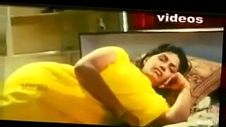 maa ke sath jabardasti sex video