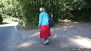 granny pissing videos
