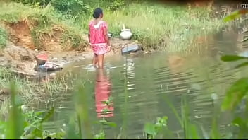 indian aunty hidden bathing