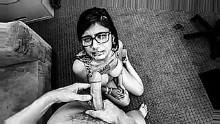 first time ass mia khalifa