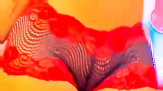 hot sex video in mom