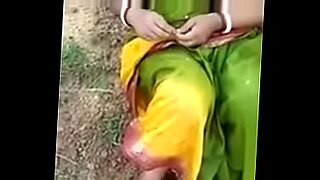 indian bhabi urinal