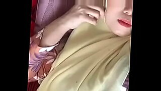 muslim lady reaction on dick flash porn movies