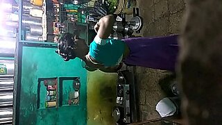 mallu aunty in saree removing bra fucking videos