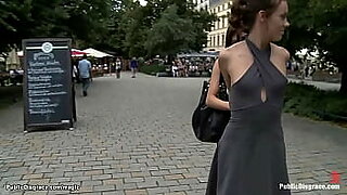 accidentally upskirt in public