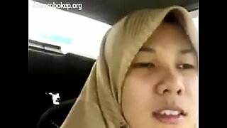 muslim hijab massage parlor handjob 2