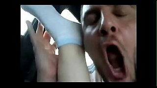 videos de ni ntilde as virgenes sangrando por penetracion del pene en la vajina