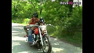 desi couple quick sex on motorcycle