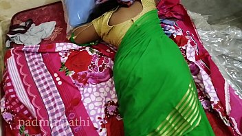 indian bhabhi ki saree gand mari