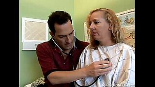 kinky doctor jessica jaymes fucks her patient in front of her intern