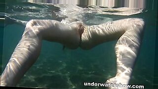 girls water orgasm