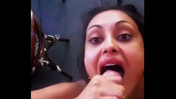 indian busty fucked by old in hotel room