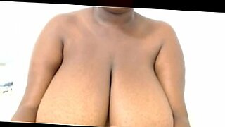 sex in big women boobs