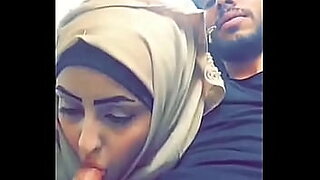 sexy thick muslim girl in hijab creampied