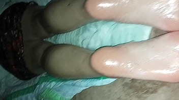 drink my pussy juices and keep licking me female slave