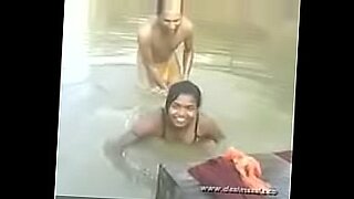 famous chittoor telugu aunty bj and kiss boobs press in hotel room