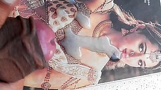 anushka sharma removing her bra