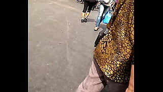 indian upskirt n public