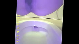 oma anal fat granny wc toilet