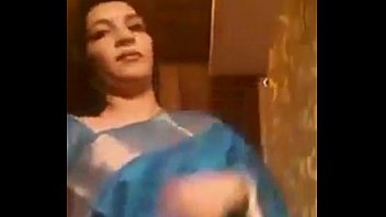 only indian mom removing saree bra